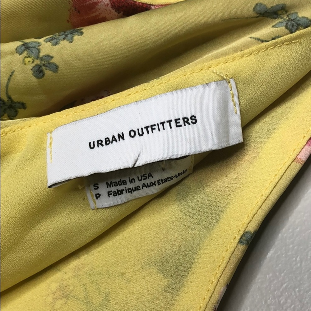 Urban Outfitters yellow floral Romper - Picture 6 of 7